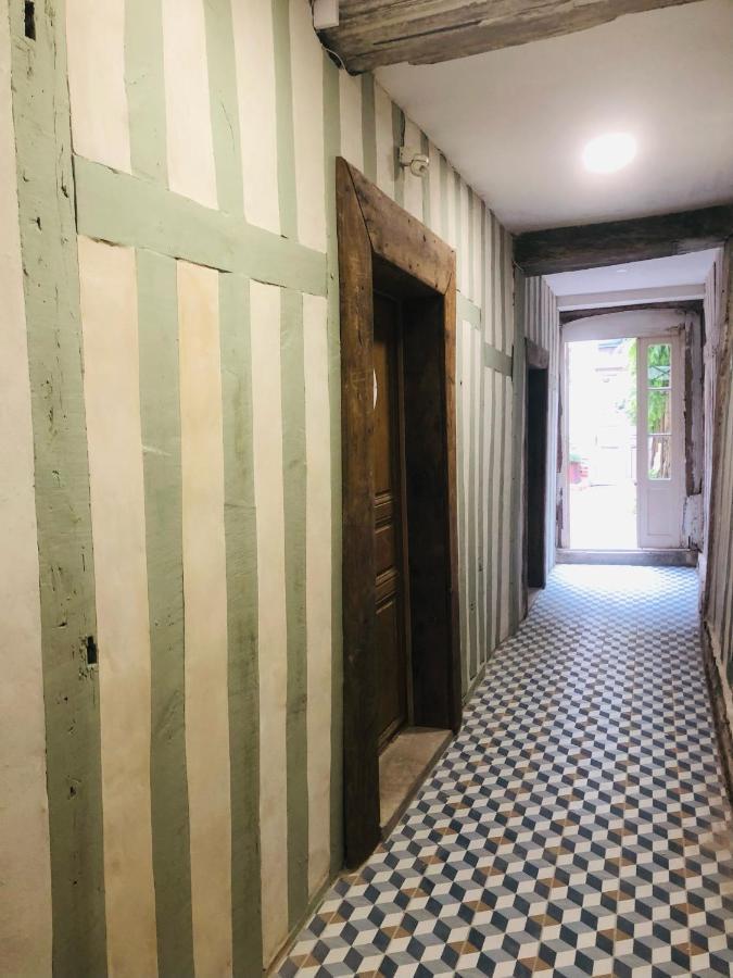 Bulles Champagne Troyes Bouchon Apartamento Exterior foto
